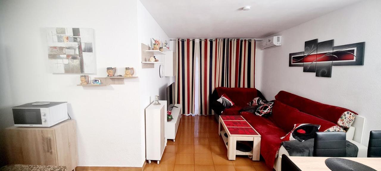 Apartment Center Salou Near Port Aventura Exterior photo