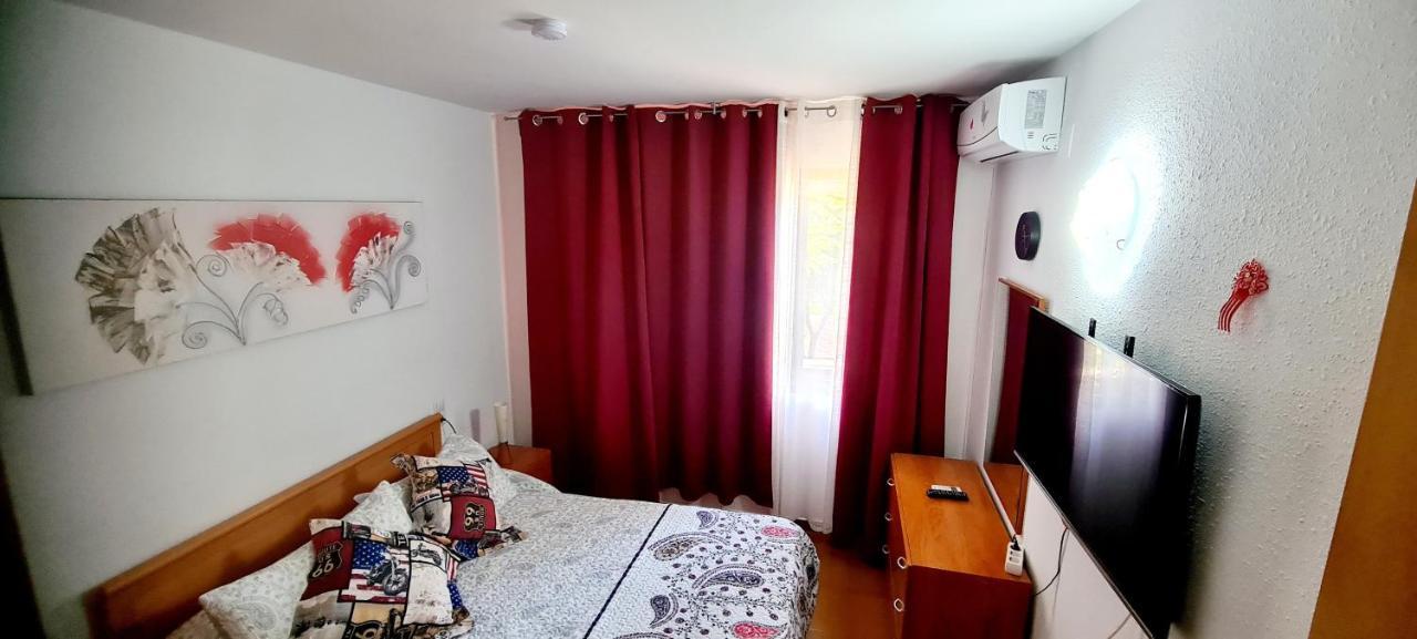 Apartment Center Salou Near Port Aventura Exterior photo