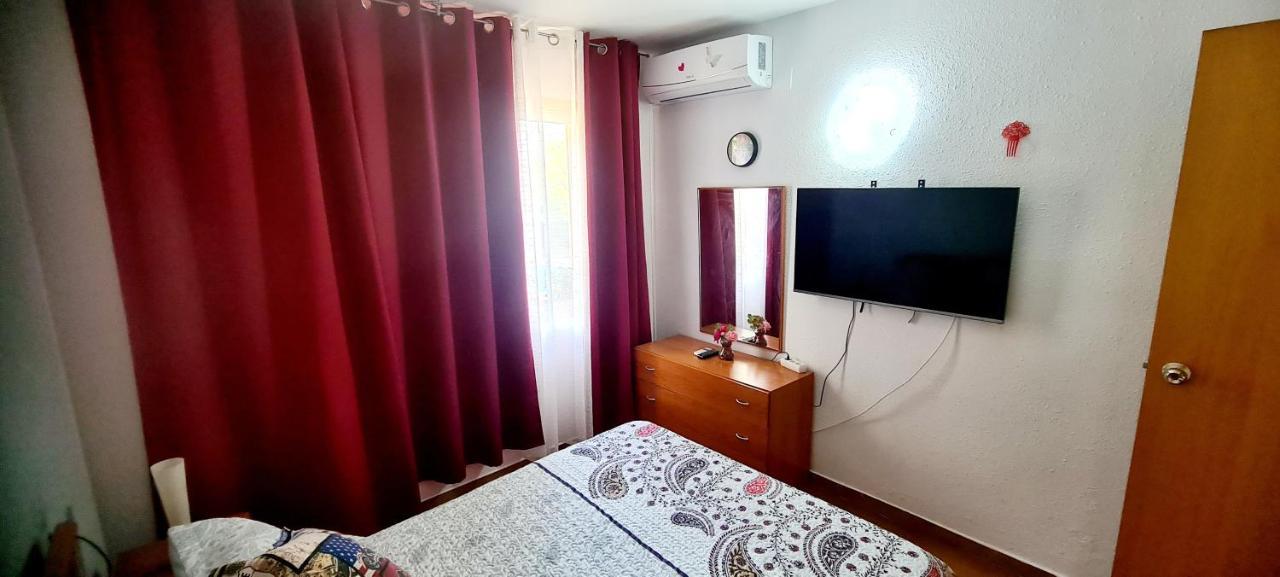 Apartment Center Salou Near Port Aventura Exterior photo
