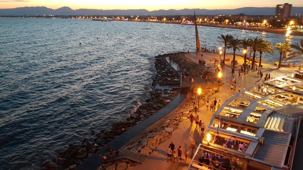 Apartment Center Salou Near Port Aventura Exterior photo