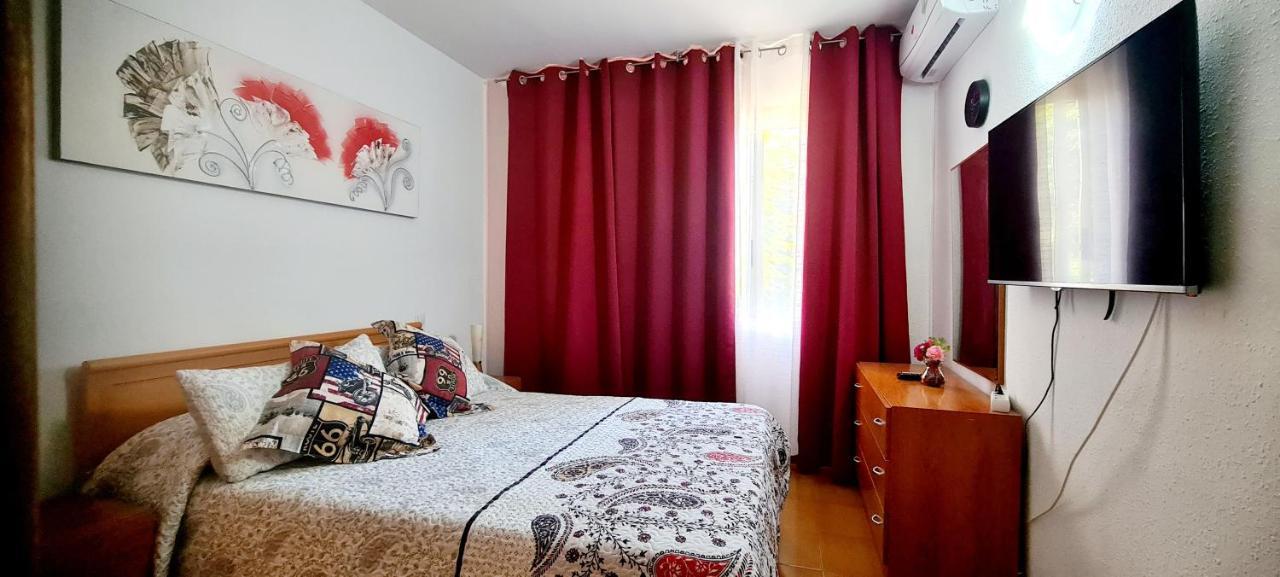 Apartment Center Salou Near Port Aventura Exterior photo