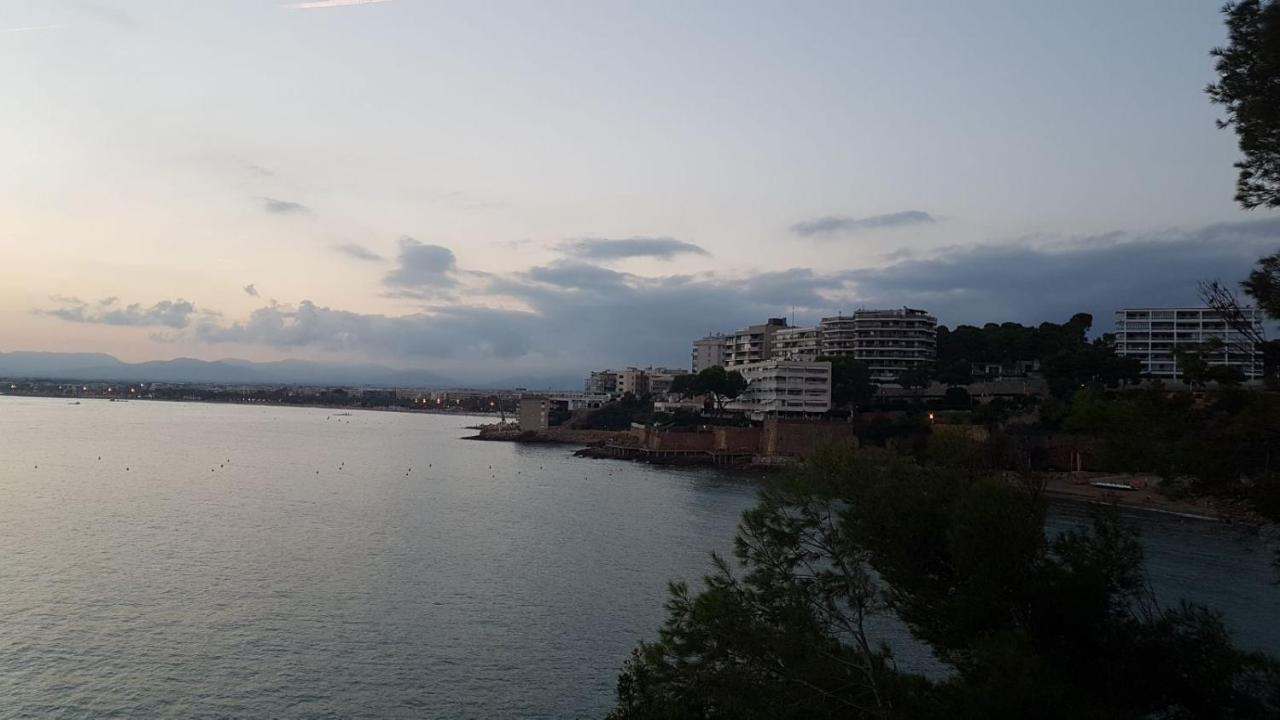 Apartment Center Salou Near Port Aventura Exterior photo