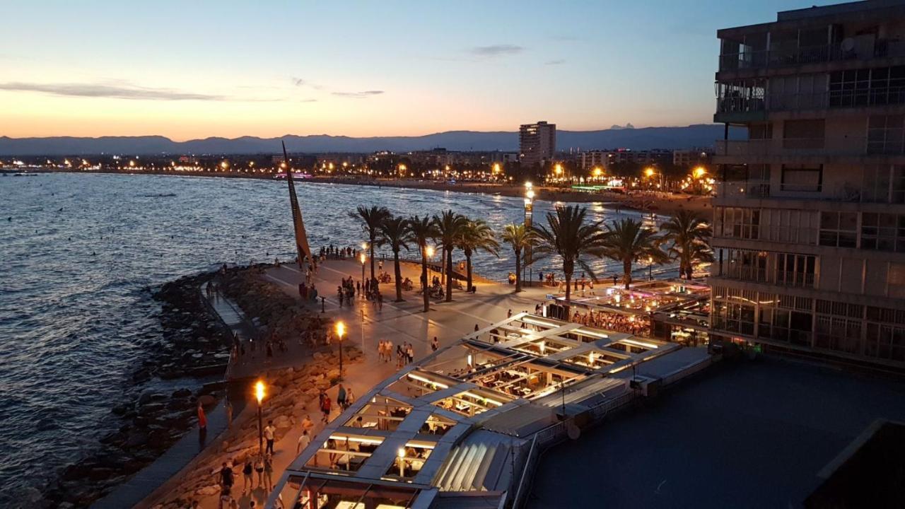 Apartment Center Salou Near Port Aventura Exterior photo
