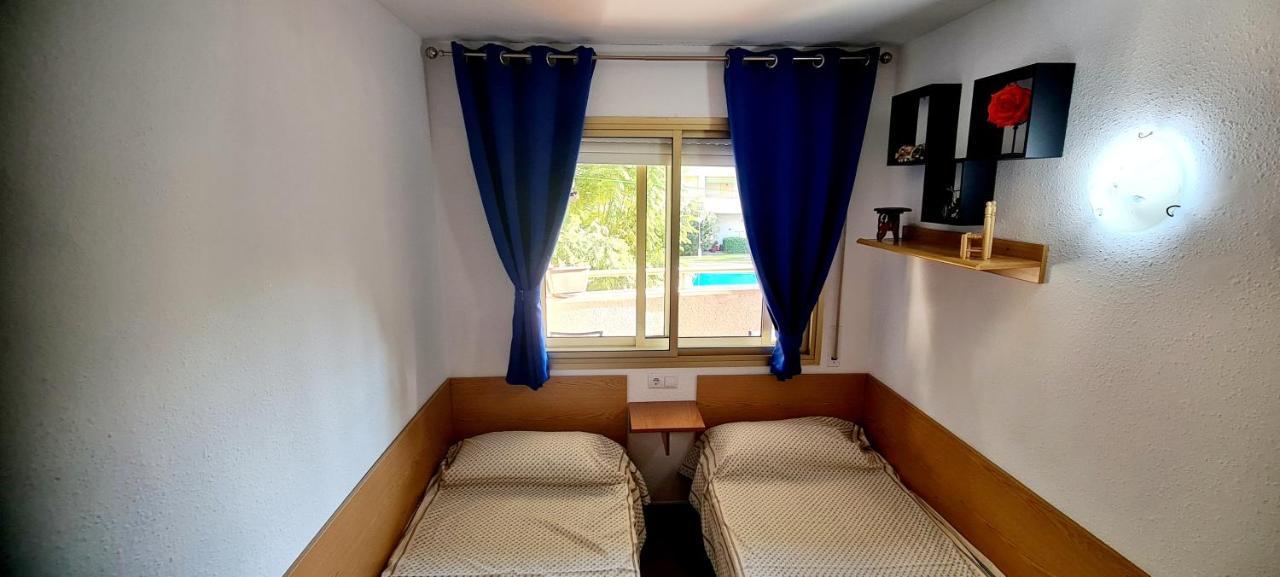 Apartment Center Salou Near Port Aventura Exterior photo